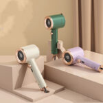 Mini Handheld Garment Steamer - Image 4