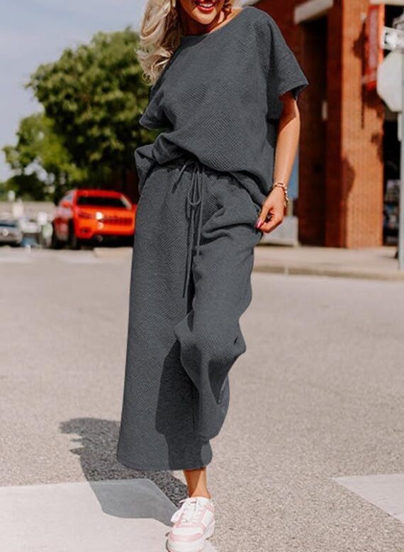 Women's Short-sleeved Trousers Two-piece Set - Image 8