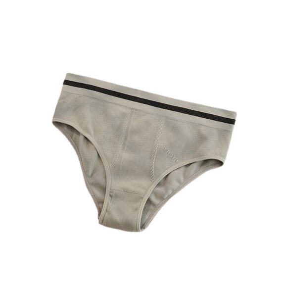 Ultra-Soft Seamless Underwear - Image 5