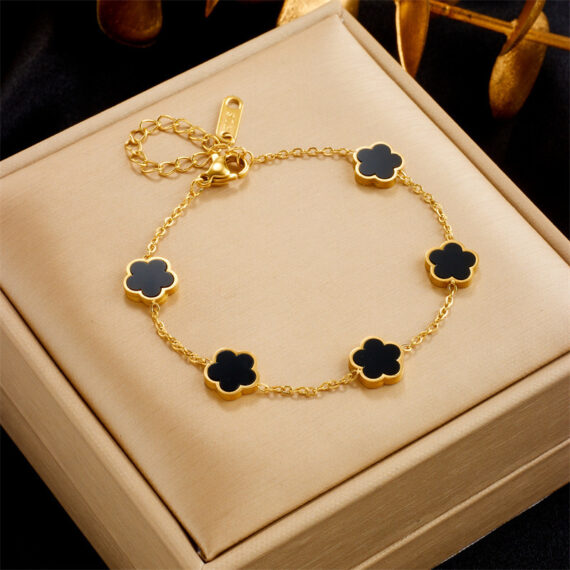 Lovely Flower Bracelet"