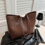 Casual Leather Retro Shoulder Bag - Image 2