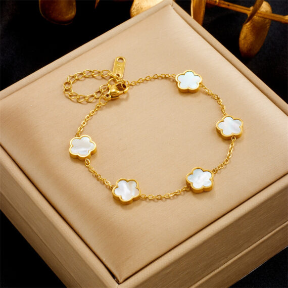 Lovely Flower Bracelet" - Image 3
