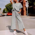 Women's Short-sleeved Trousers Two-piece Set - Image 3