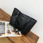 Women's Shoulder Bag - Image 2